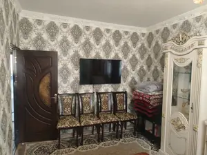5 dan ortiq xonali kvartira − 80 m², 4/4 qavat