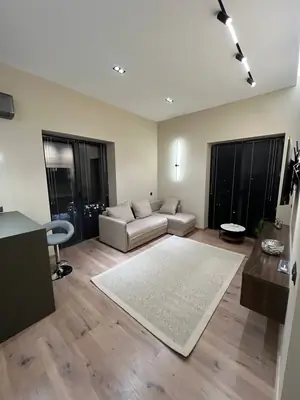 Сдается 3-комнатная квартира − 86 м²