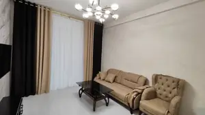Ijaraga 2 xonali kvartira − 70 m²