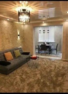 2-комнатная квартира − 70 м², 2/5 этаж