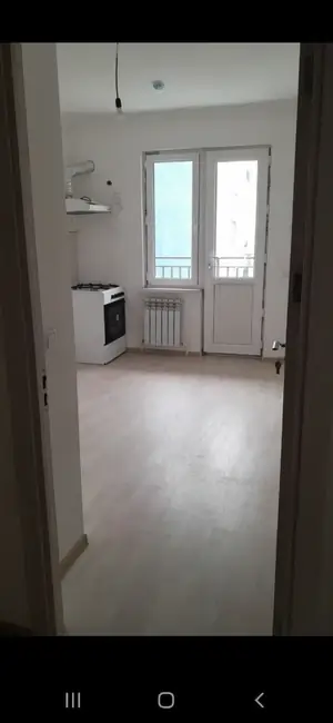 Сдается 3-комнатная квартира − 67 м²