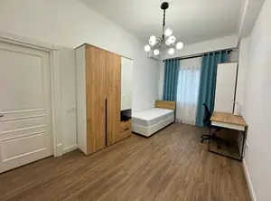 3 xonali kvartira − 70 m², 7/8 qavat