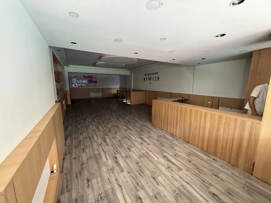 Ijaraga ofis − 155 m²
