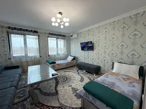 Посуточно 2-комнатная квартира − 70 м²