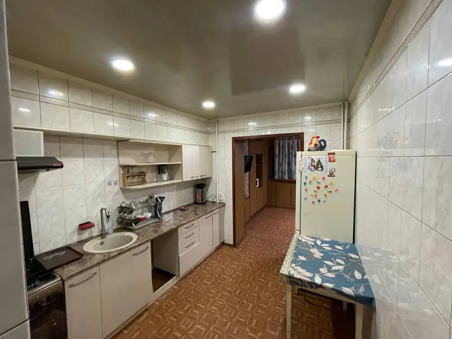 Ijaraga 4 xonali kvartira − 100 m²