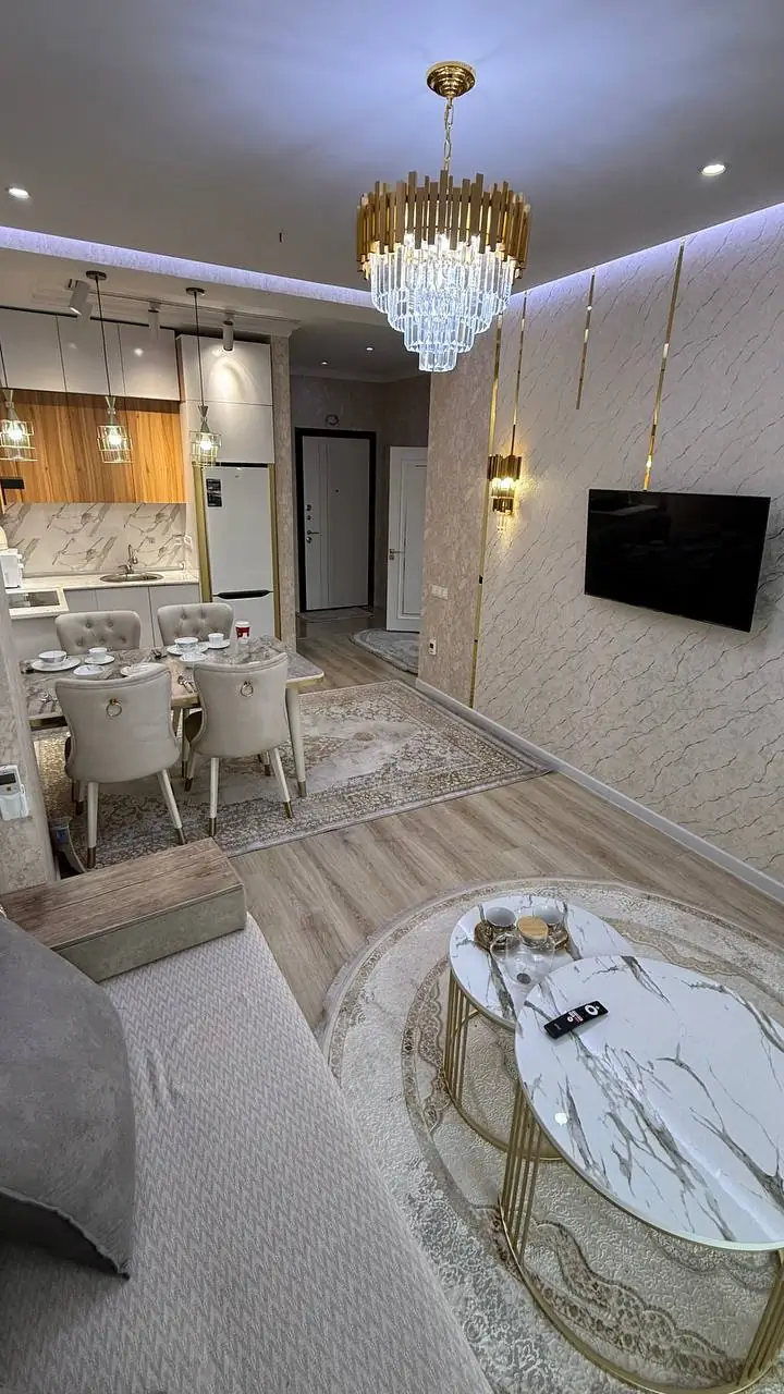 Сдается 2-комнатная квартира − 50 м²