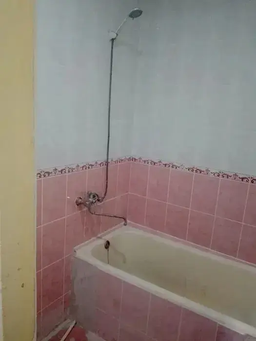 2 xonali kvartira sotiladi − 38 m²