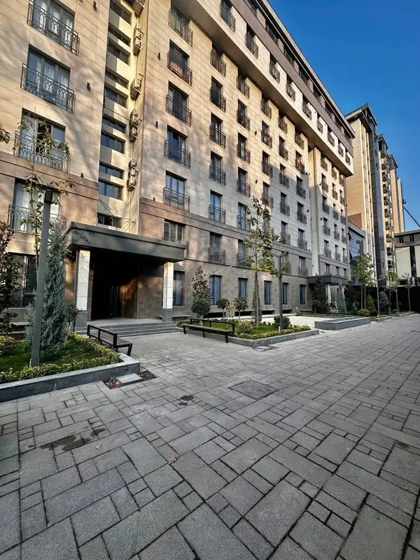 3 xonali kvartira − 98 m², 8/9 qavat