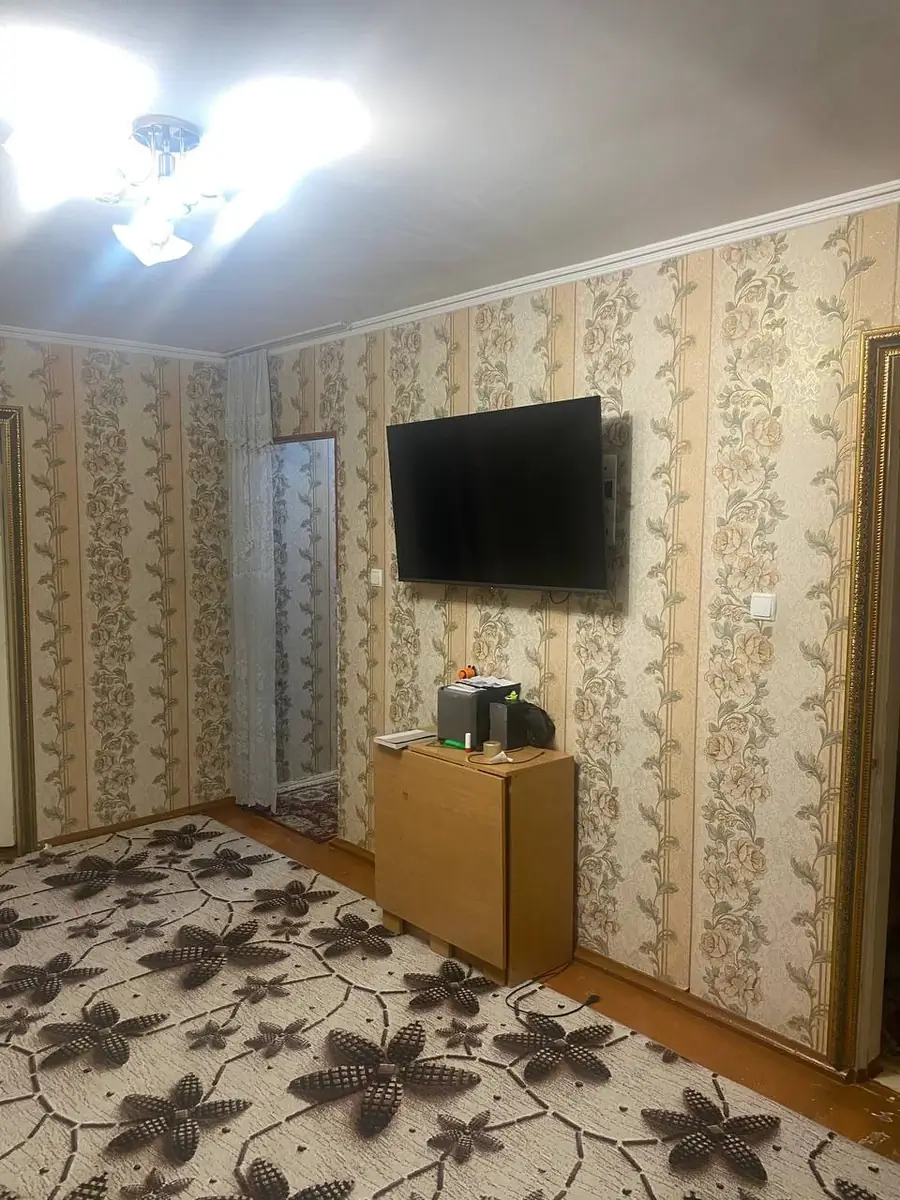 Продается 2-комнатная квартира − 50 м²