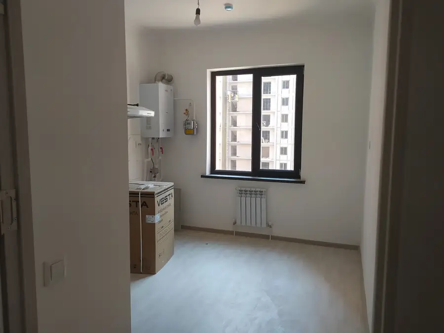 Продается 2-комнатная квартира − 52.4 м²