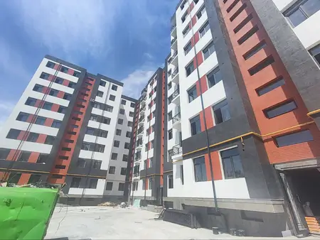 3-комнатная квартира − 83 м², 8/8 этаж