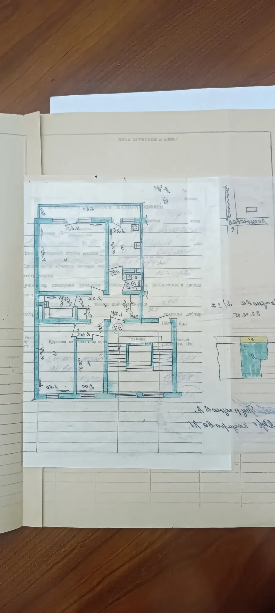 3 xonali kvartira sotiladi − 73 m²