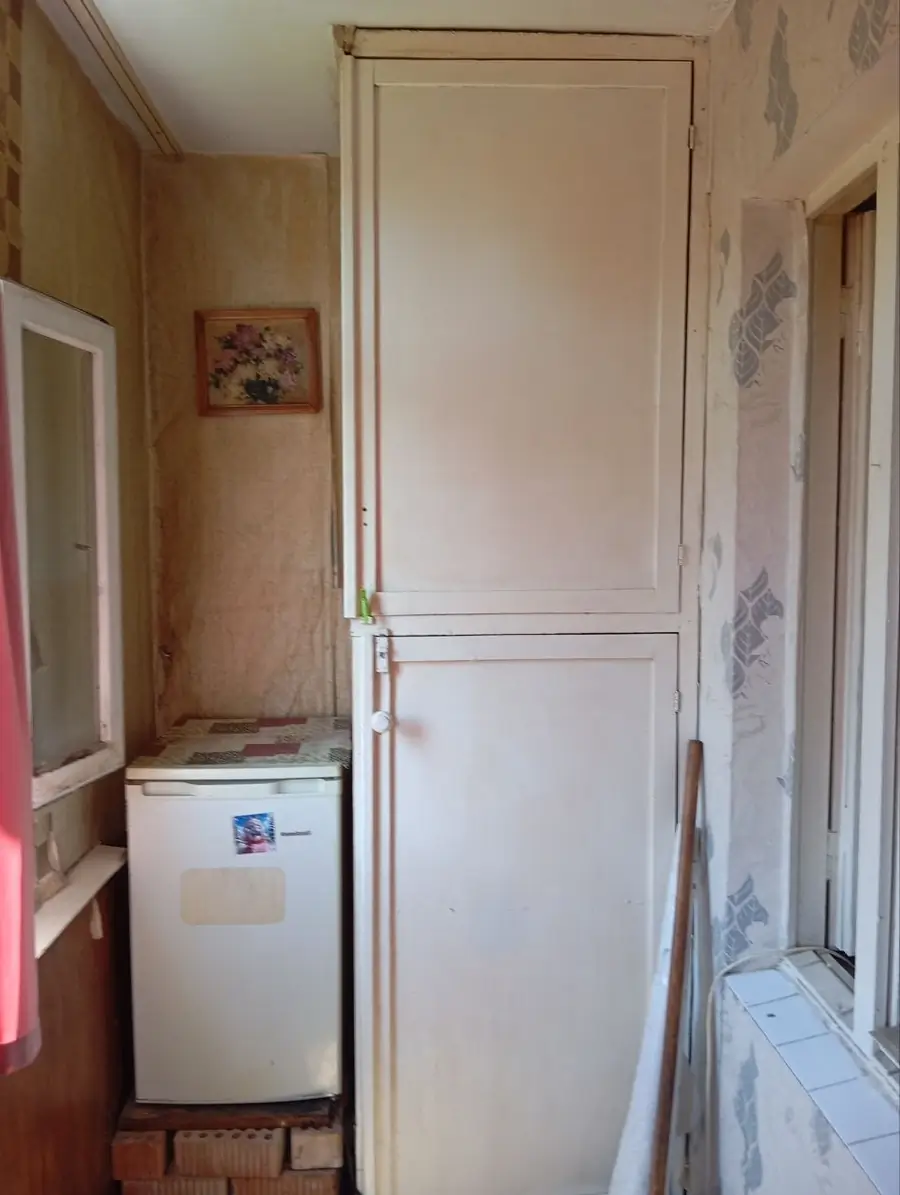 Продается 1-комнатная квартира − 38 м²