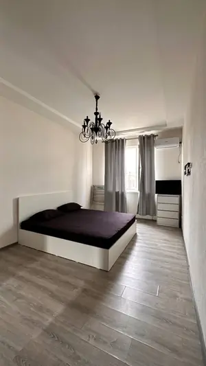 Сдается 1-комнатная квартира − 35 м²