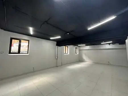 Ofis − 1300 m², 0/8 qavat