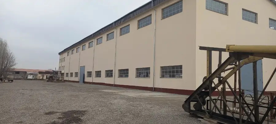 Ishlab chiqarish sotiladi − 2300 m² 