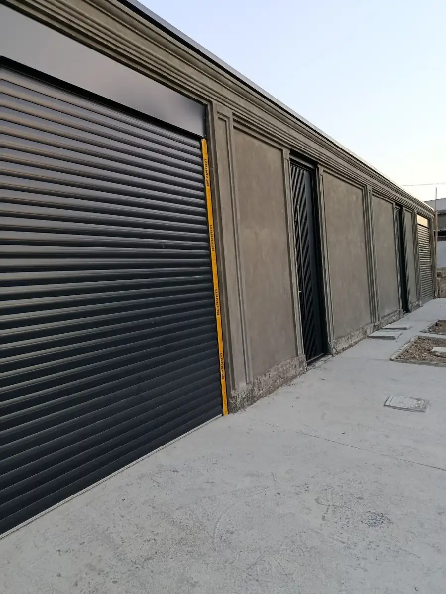 4 qavatli uy sotiladi − 512 m²