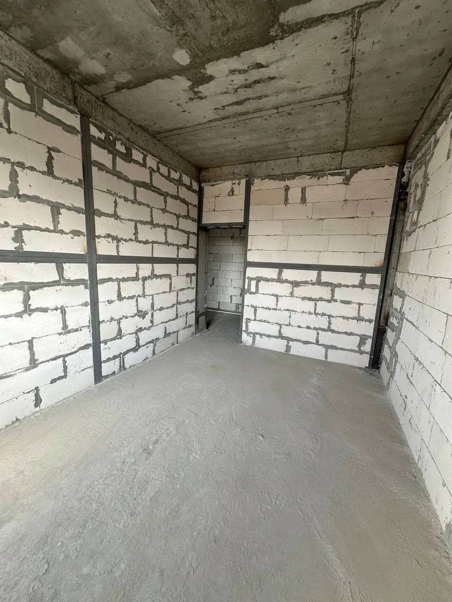 1 xonali kvartira sotiladi − 48 m²