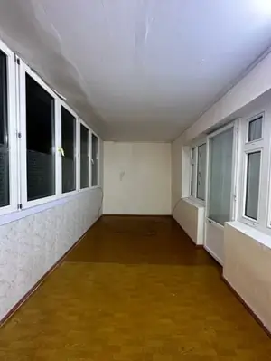 Сдается 3-комнатная квартира − 113 м²