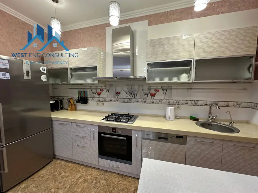 Ijaraga 3 xonali kvartira − 115 m²