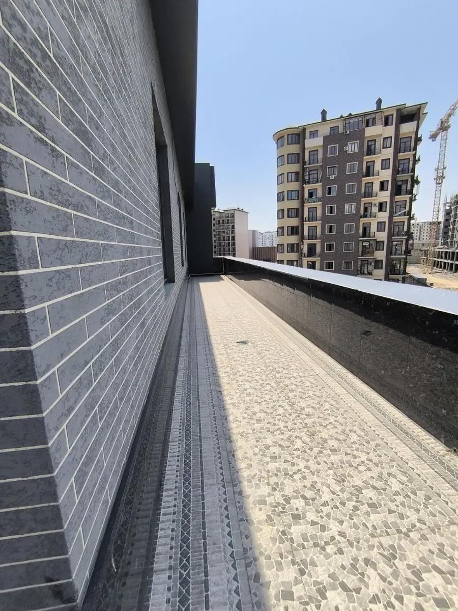 Ijaraga ofis − 1080 m²