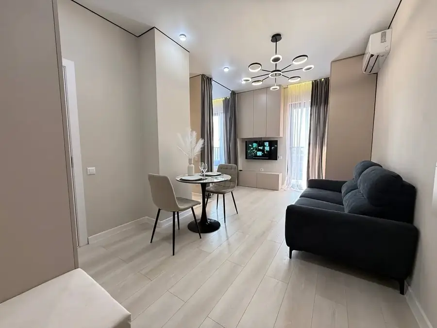1 xonali kvartira sotiladi − 30 m²