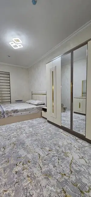 2 xonali kvartira sotiladi − 62 m²