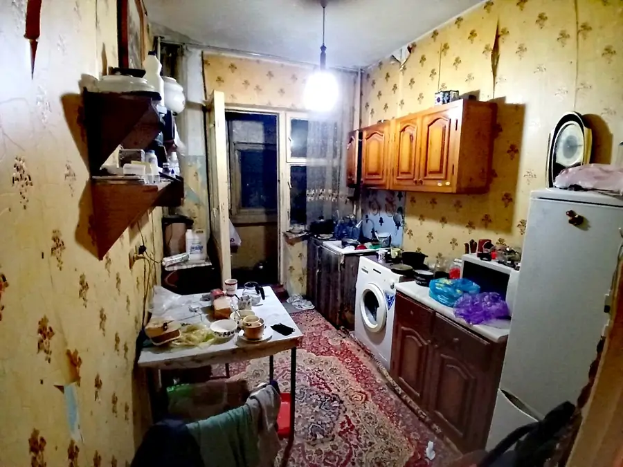 3 xonali kvartira sotiladi − 72 m²