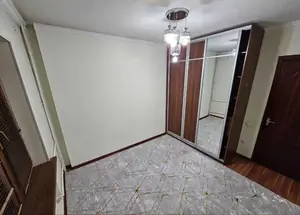 Ijaraga 4 xonali kvartira − 120 m²