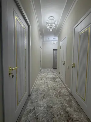 2 xonali kvartira sotiladi − 65 m²
