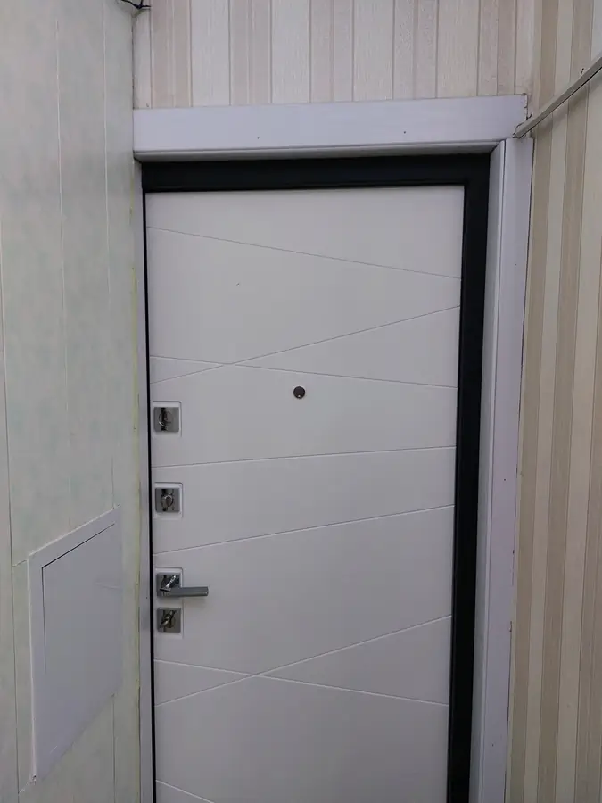 3-комнатная квартира − 68 м², 1/4 этаж