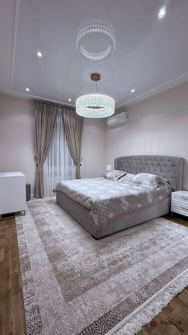 3-комнатная квартира − 110 м², 5/8 этаж