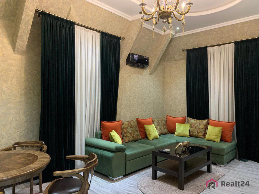 Ijaraga 2 xonali kvartira − 70 m²
