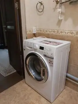 Сдается 2-комнатная квартира − 50 м²