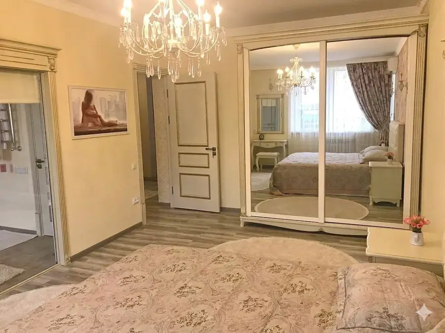Ijaraga 3 xonali kvartira − 100 m²