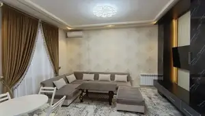 2-комнатная квартира − 65 м², 3/7 этаж