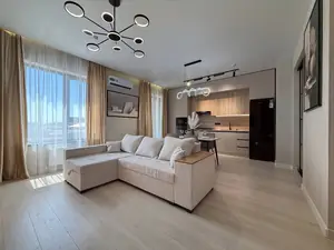2 xonali kvartira sotiladi − 51 m²