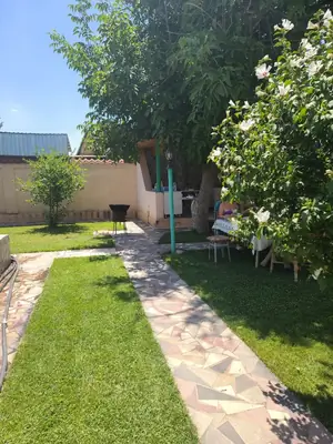 2 qavatli uy − 100 m², 5 sot.