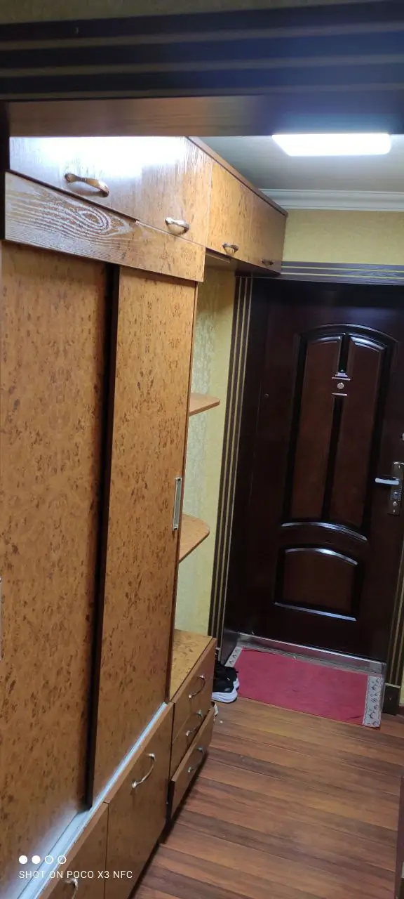 2 xonali kvartira sotiladi − 50 m²