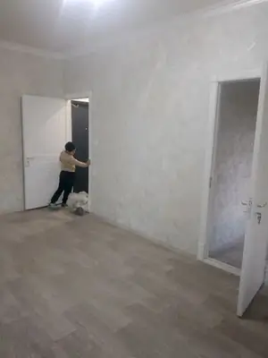 2 xonali kvartira sotiladi − 38 m²
