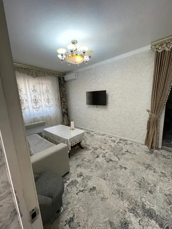 2-комнатная квартира − 50 м², 4/4 этаж