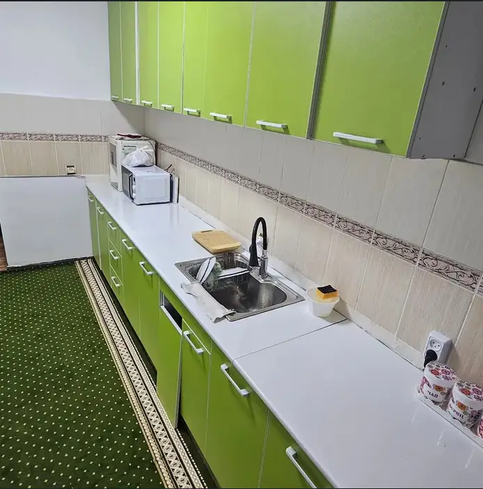 3 xonali kvartira sotiladi − 75 m²