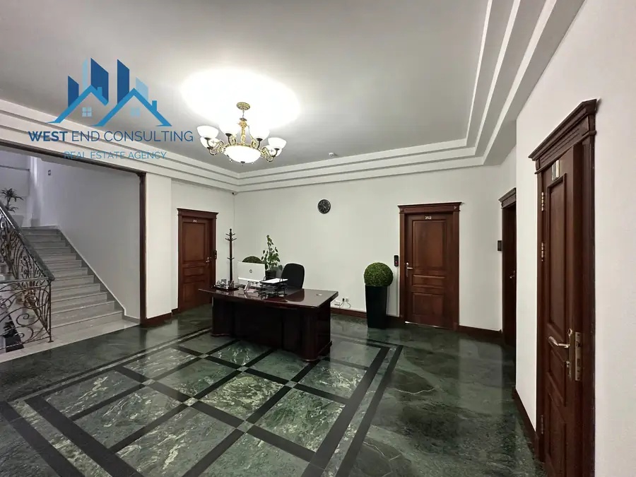 Ijaraga ofis − 1601 m²