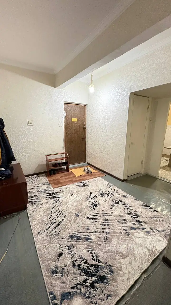 Сдается 3-комнатная квартира − 72 м²