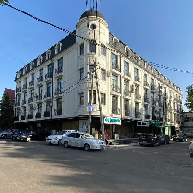 Продается 2-комнатная квартира − 79 м²