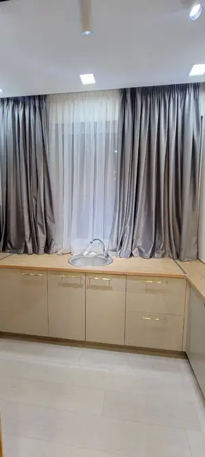 2 xonali kvartira sotiladi − 45 m²