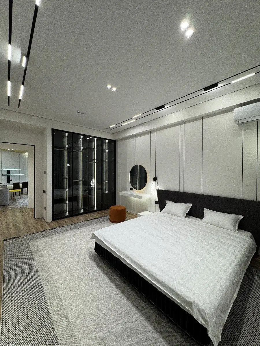 3 xonali kvartira sotiladi − 102 m²