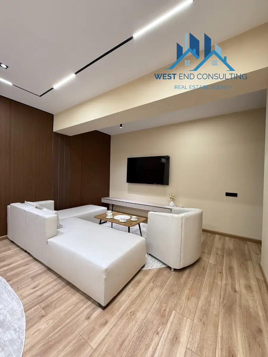 Продается 3-комнатная квартира − 70 м²