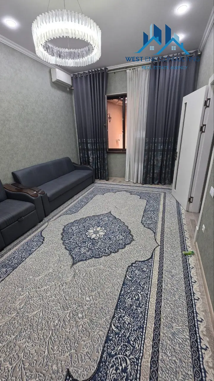 Ijaraga 2 qavatli uy − 200 m²