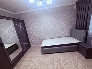 4-комнатная квартира − 100 м², 3/5 этаж